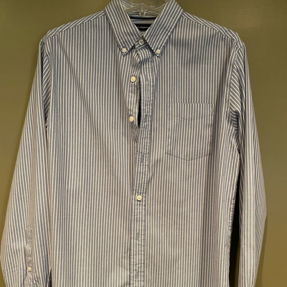 Men’s casual striped button down shirt size medium.